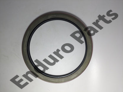 Case 327381R91 Seal